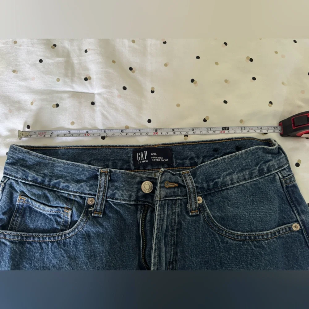 GAP shorts - Picture 5 of 5